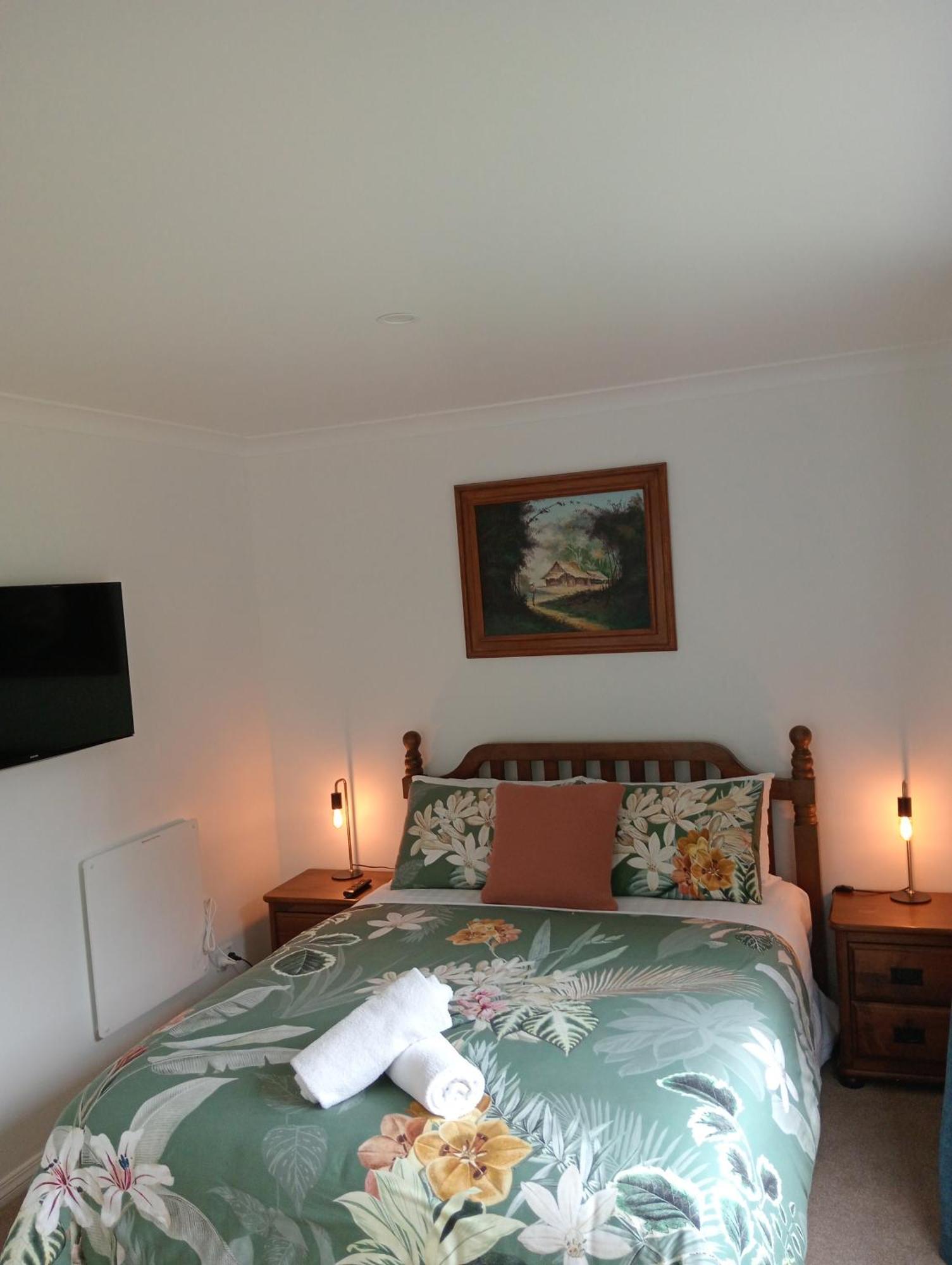 Kereru Cottage Кайкура Екстериор снимка